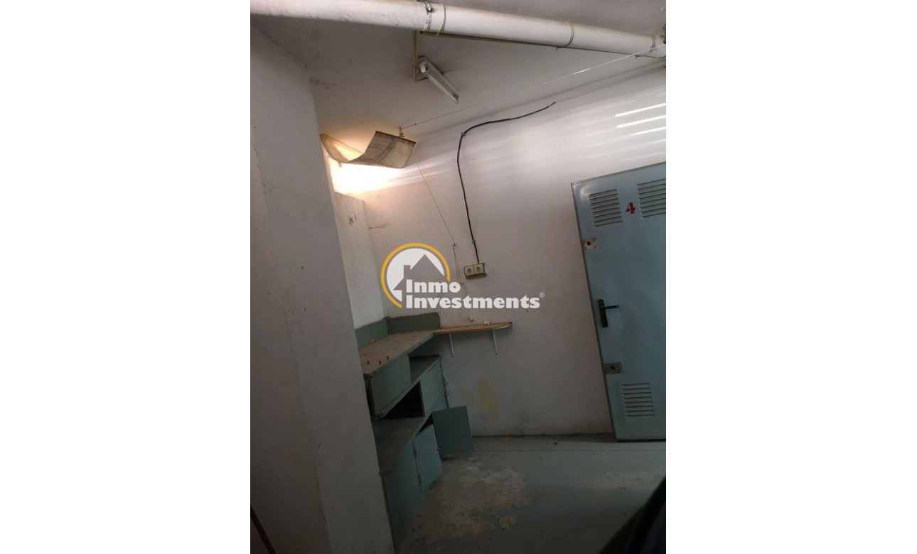 Gebrauchtimmobilien - Storeroom - Torrevieja - Estacion de autobuses