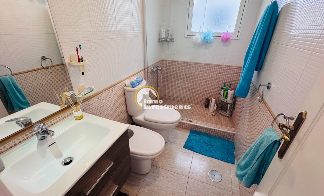 Resale - Apartment - Almoradí - Almoradi