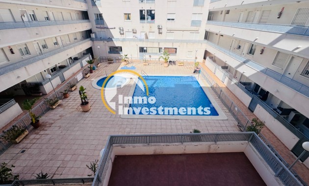 Resale - Apartment - Almoradí - Almoradi