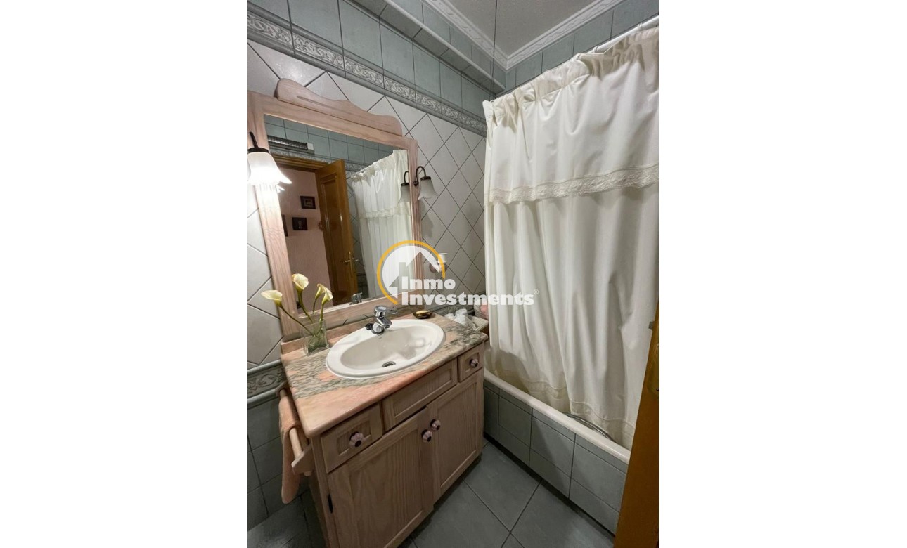 Gebrauchtimmobilien - Apartment - Torrevieja - Strand