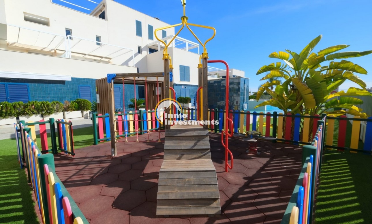 Resale - Apartment - Playa Flamenca - Sportcentre