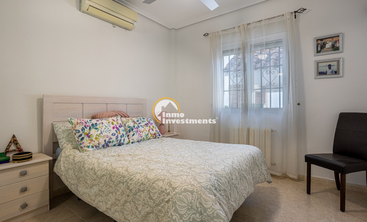 Gebrauchtimmobilien - Villa - Bigastro