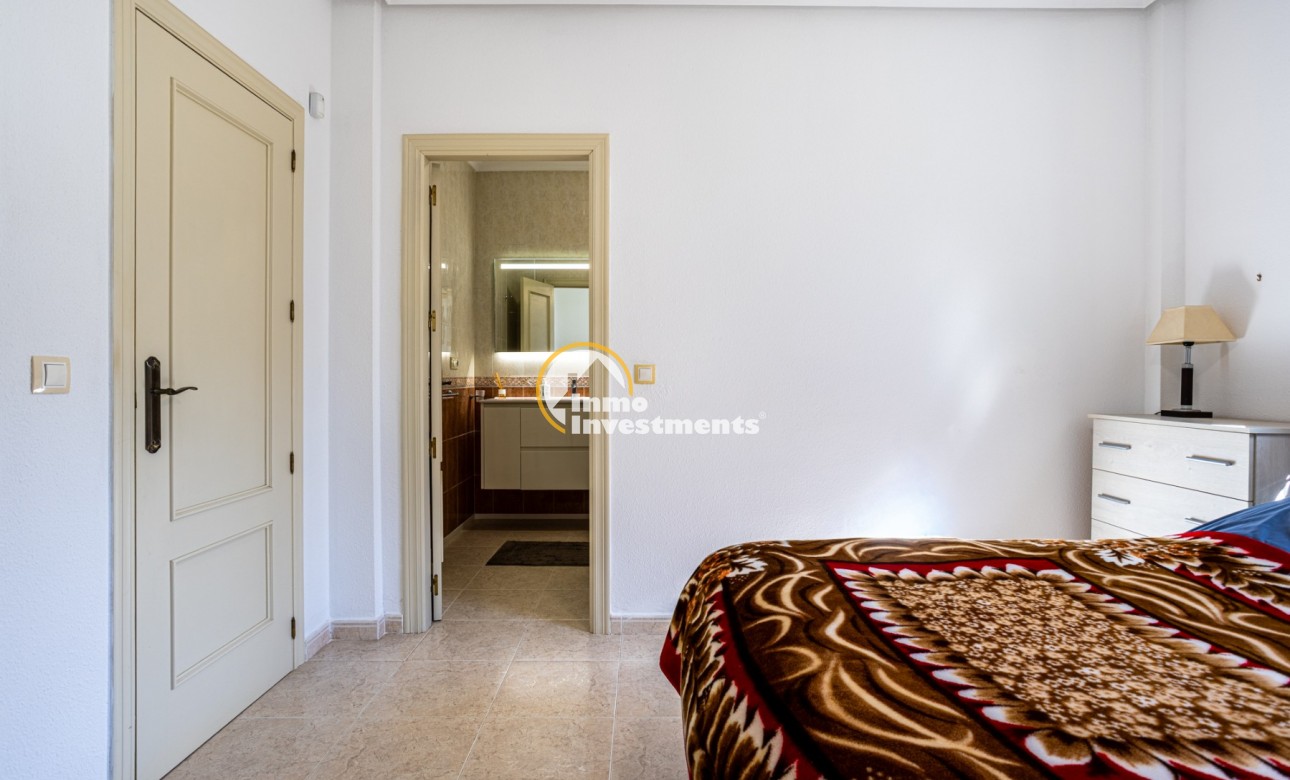 Gebrauchtimmobilien - Villa - Bigastro