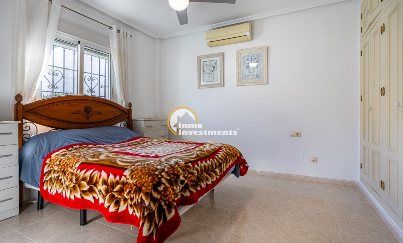 Gebrauchtimmobilien - Villa - Bigastro