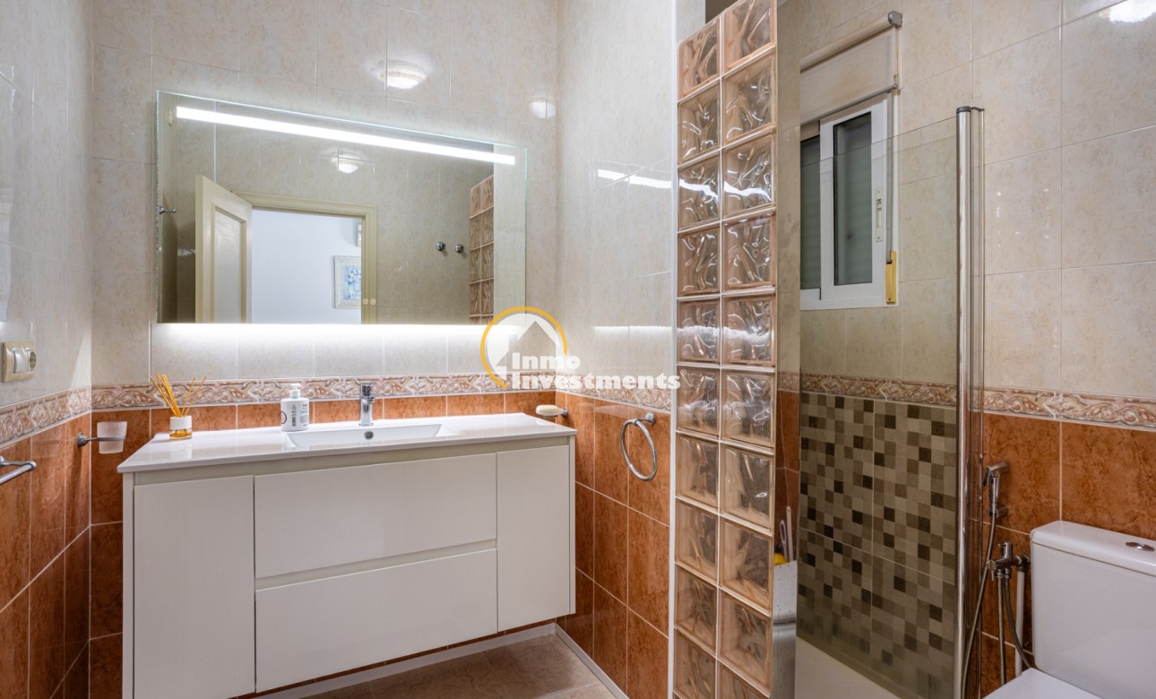 Gebrauchtimmobilien - Villa - Bigastro