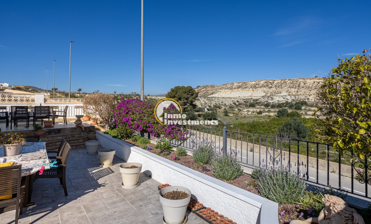 Gebrauchtimmobilien - Villa - Bigastro