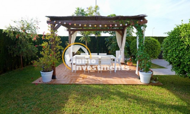 Reventa - Chalet independiente - Ciudad Quesada