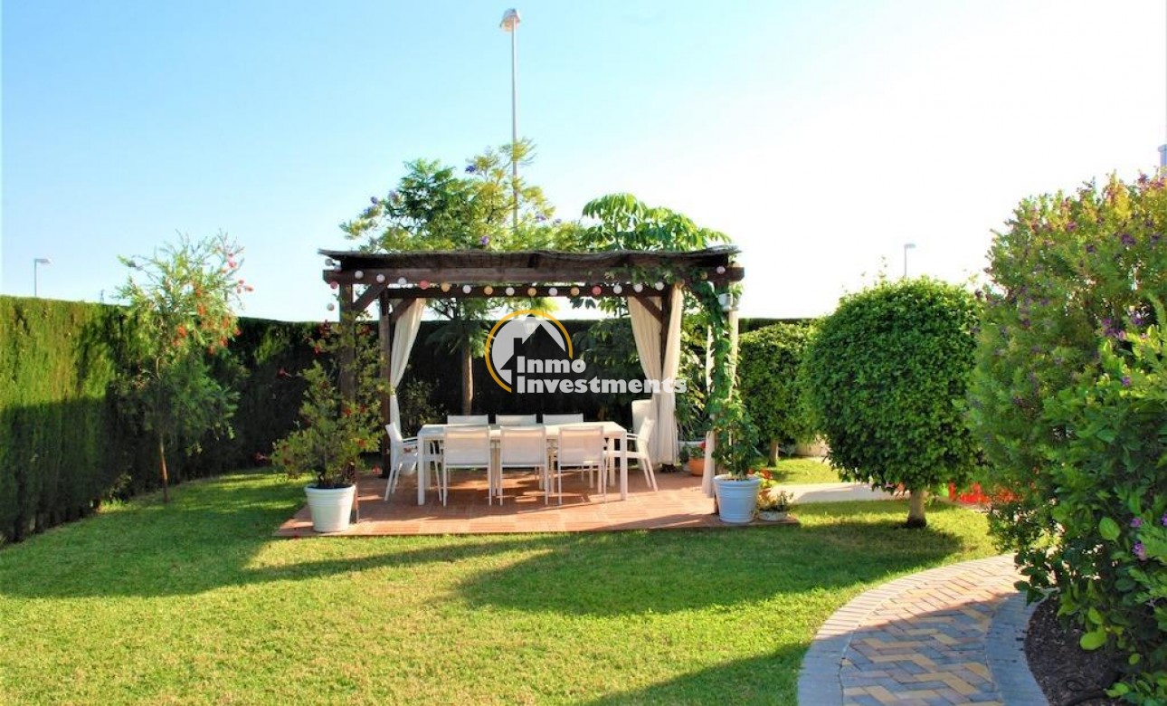 Reventa - Chalet independiente - Ciudad Quesada