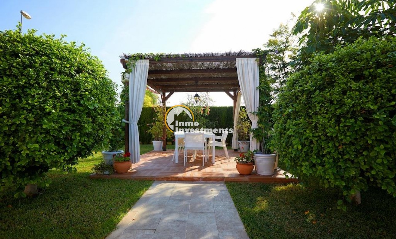 Reventa - Chalet independiente - Ciudad Quesada