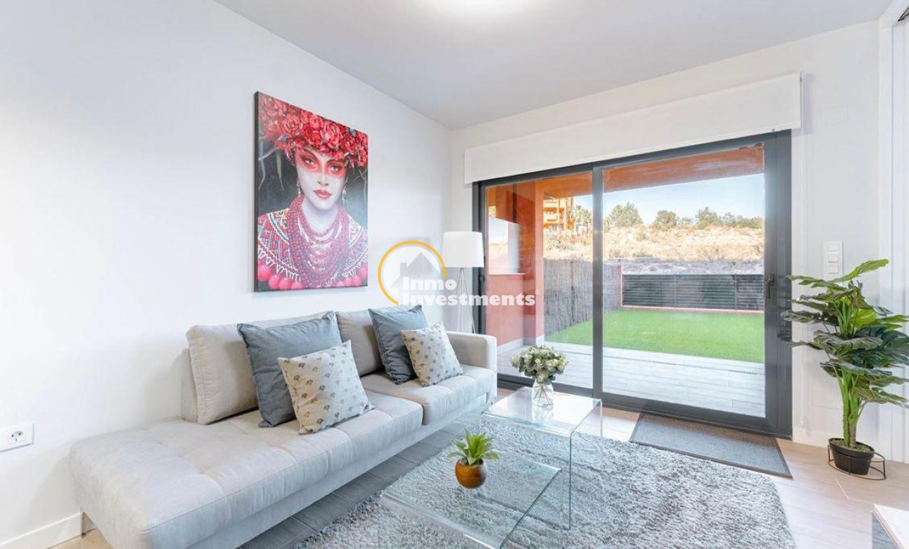 Resale - Apartment - Villamartin