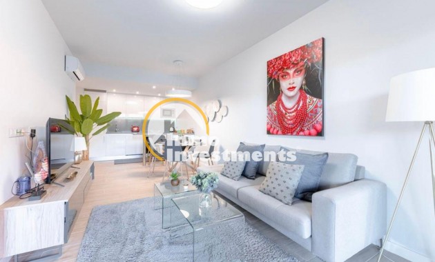 Resale - Apartment - Villamartin