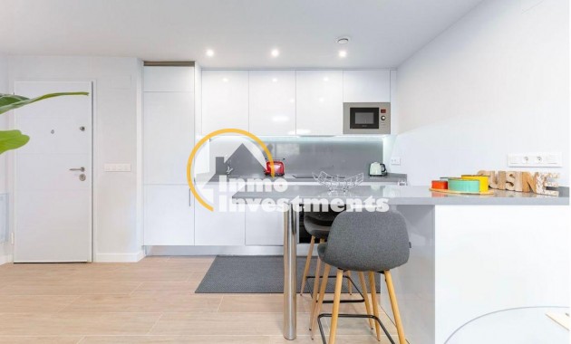 Resale - Apartment - Villamartin