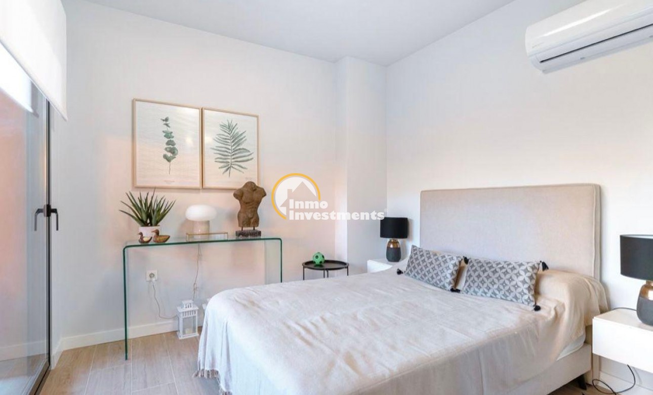 Resale - Apartment - Villamartin