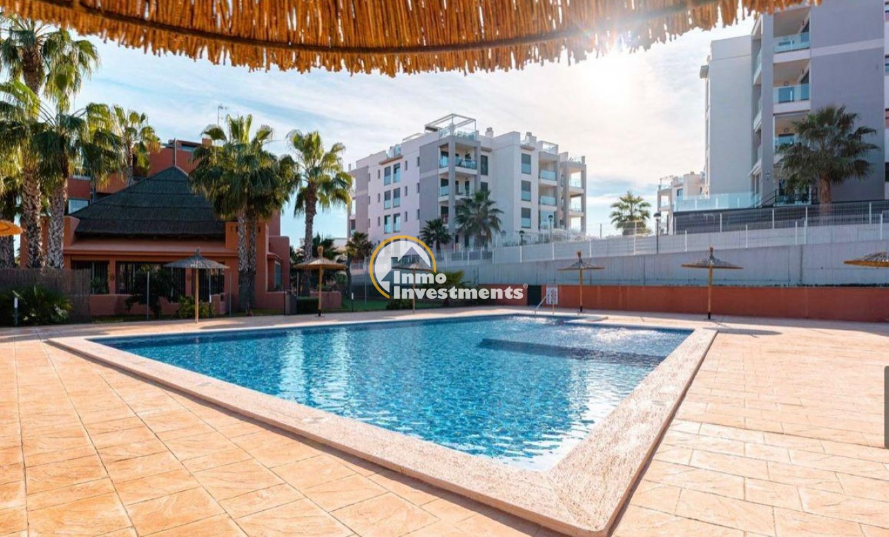Resale - Apartment - Villamartin