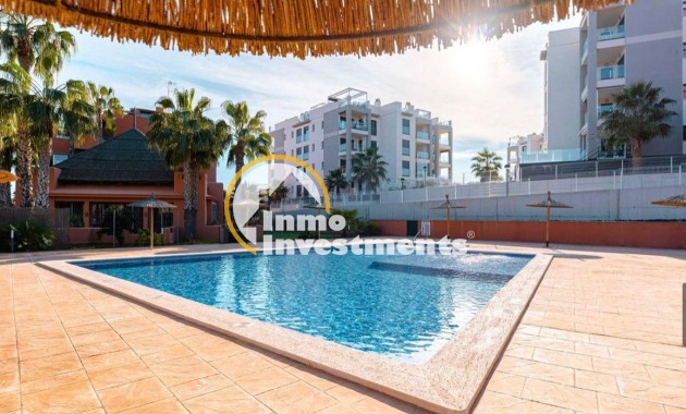 Resale - Apartment - Villamartin