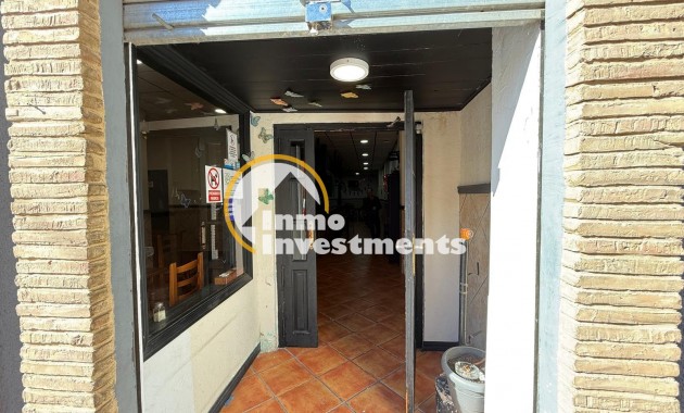 Gebrauchtimmobilien - Kommerzial - Torrevieja - Estacion de autobuses