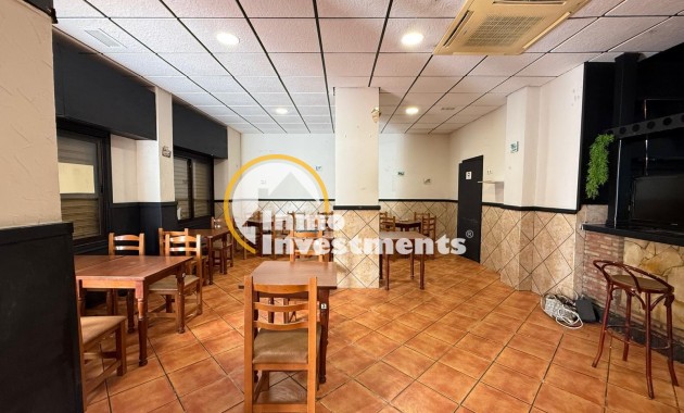 Gebrauchtimmobilien - Kommerzial - Torrevieja - Estacion de autobuses