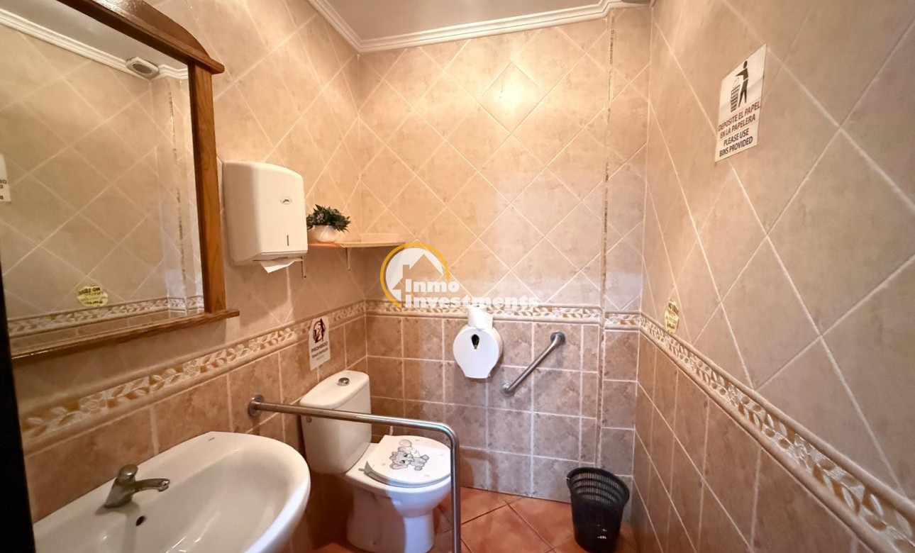 Gebrauchtimmobilien - Kommerzial - Torrevieja - Estacion de autobuses