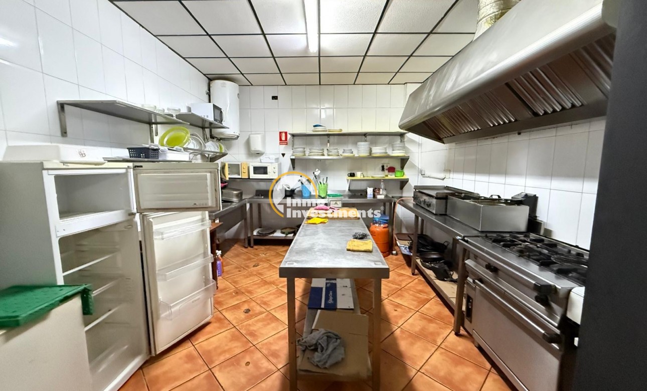 Gebrauchtimmobilien - Kommerzial - Torrevieja - Estacion de autobuses