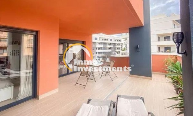 Resale - Apartment - Villamartin