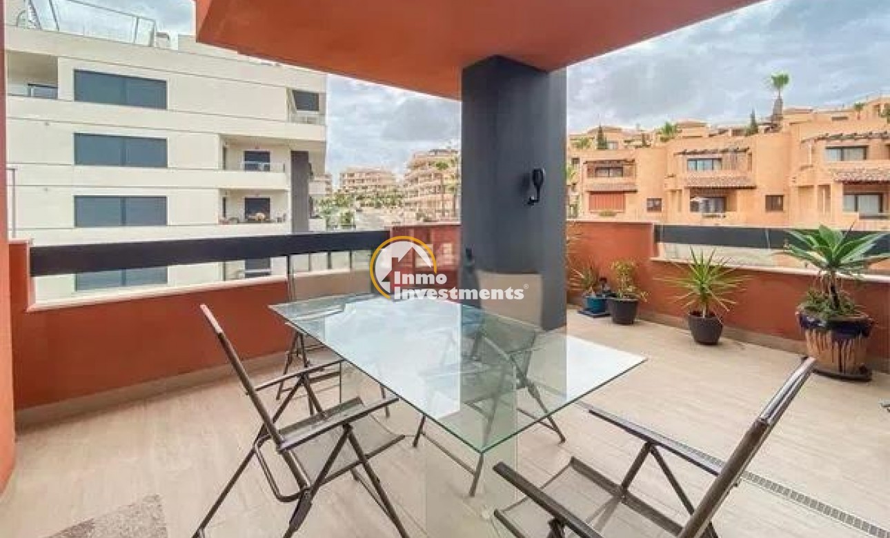 Resale - Apartment - Villamartin