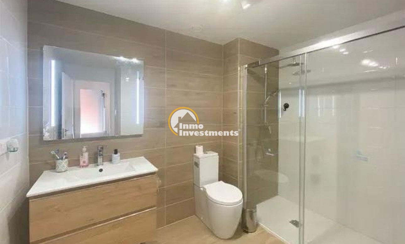 Resale - Apartment - Villamartin