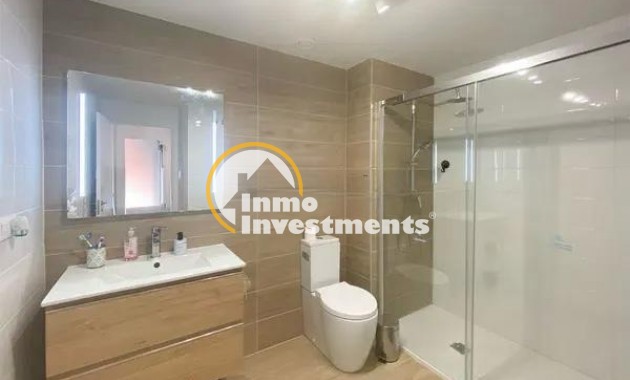 Resale - Apartment - Villamartin