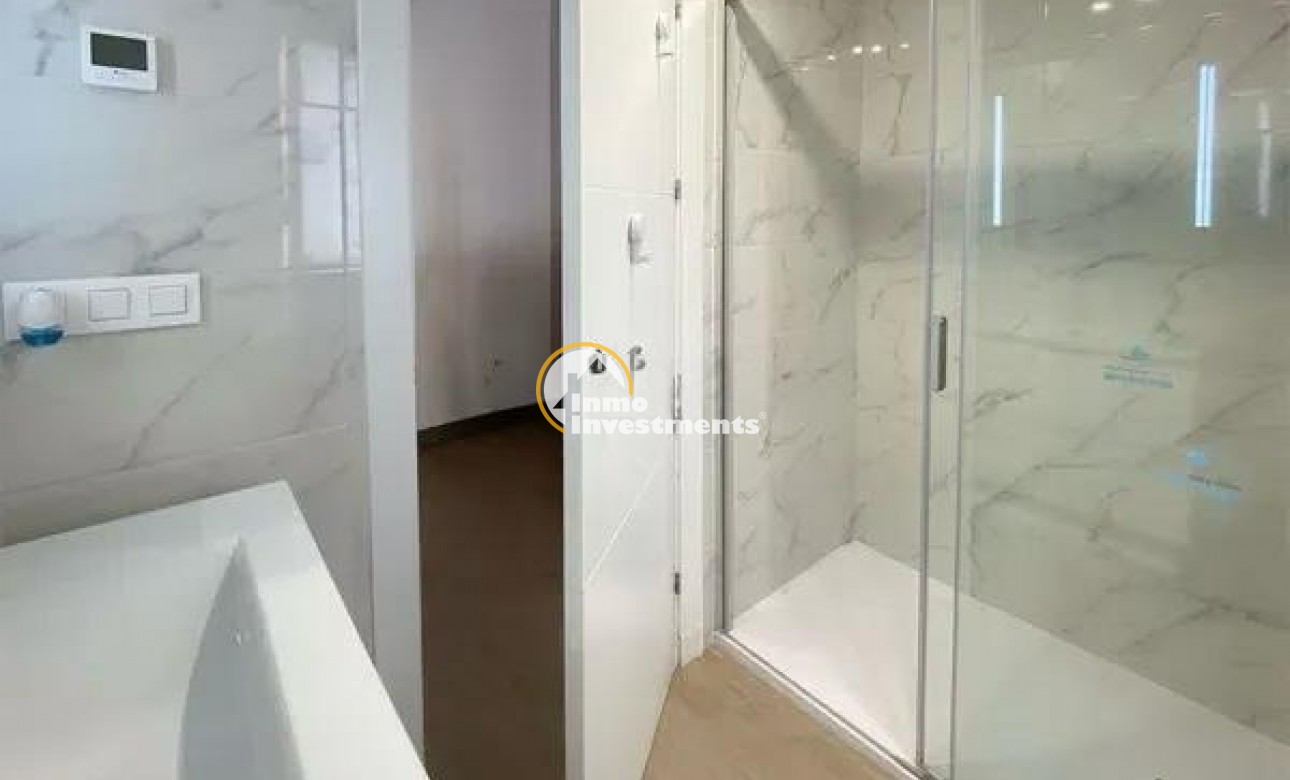 Resale - Apartment - Villamartin