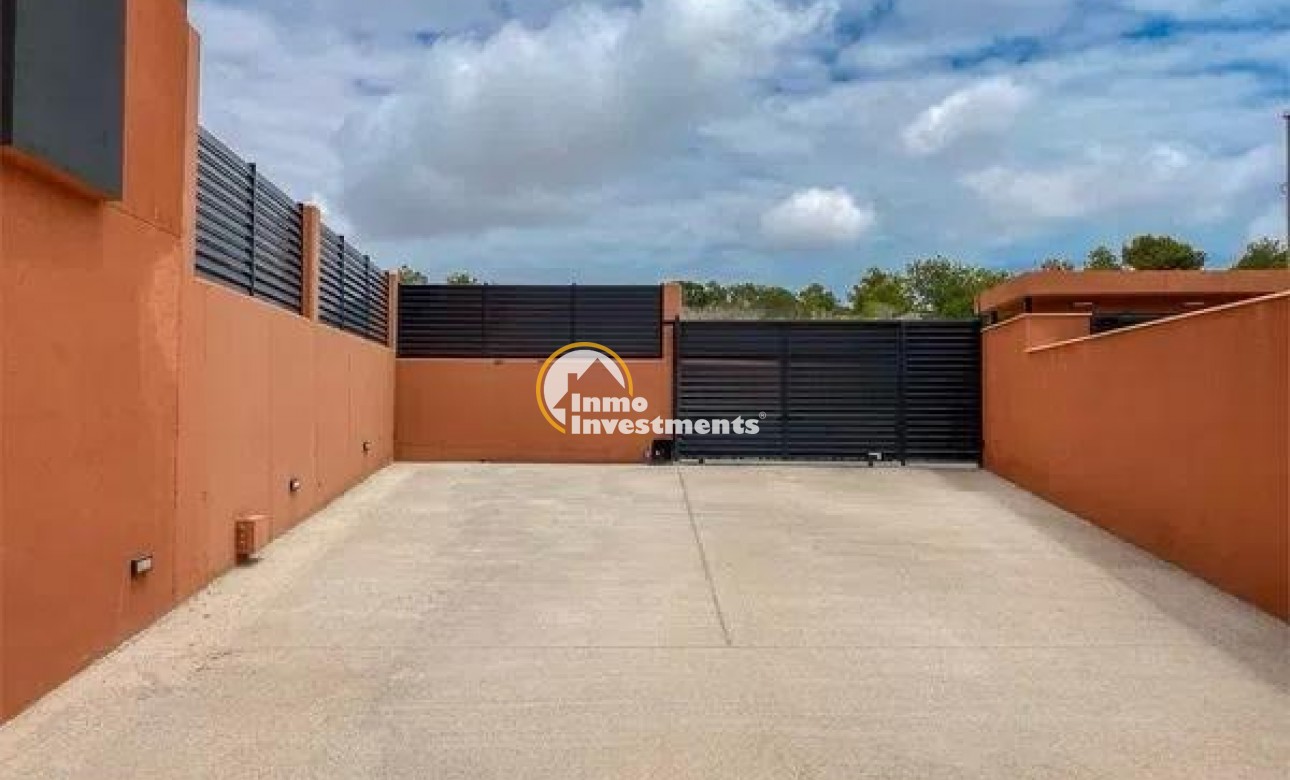 Resale - Apartment - Villamartin