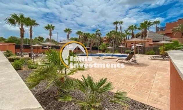 Resale - Apartment - Villamartin