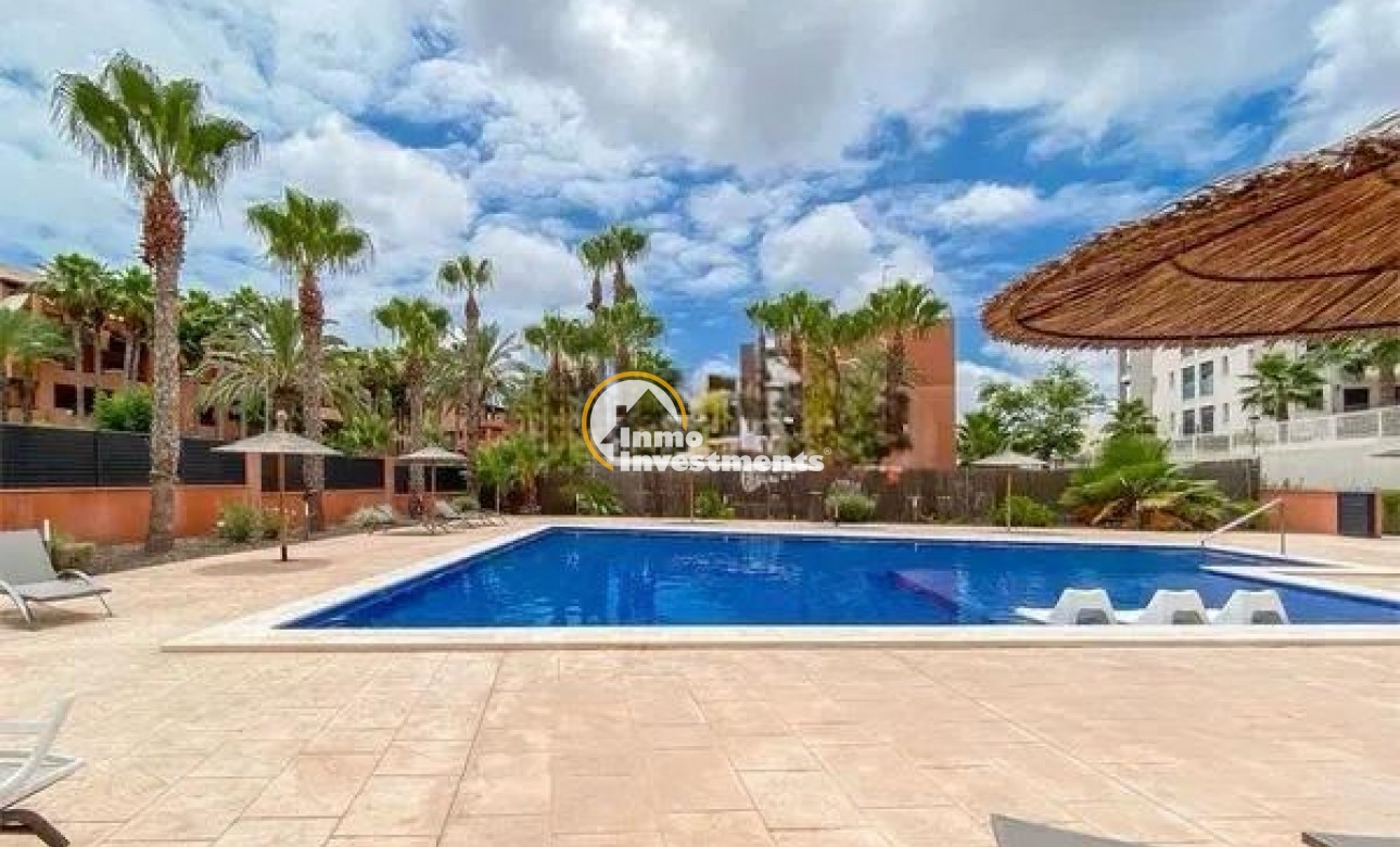 Resale - Apartment - Villamartin