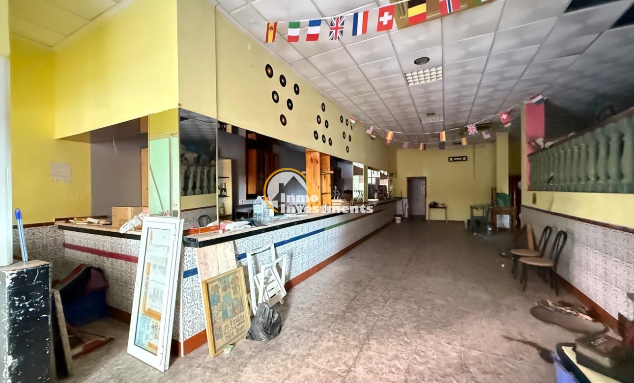Gebrauchtimmobilien - Kommerzial - Torrevieja - Playa del Cura