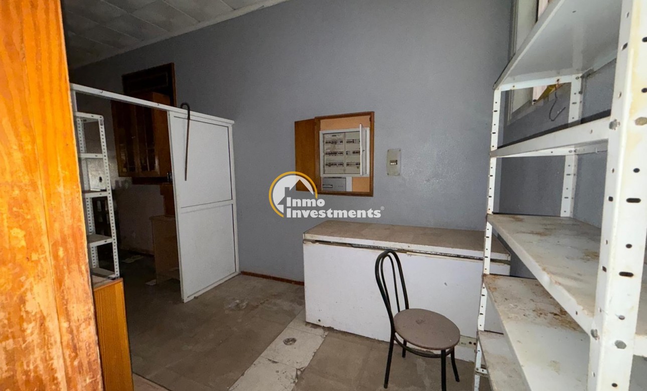 Gebrauchtimmobilien - Kommerzial - Torrevieja - Playa del Cura