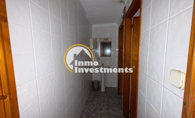 Gebrauchtimmobilien - Kommerzial - Torrevieja - Playa del Cura
