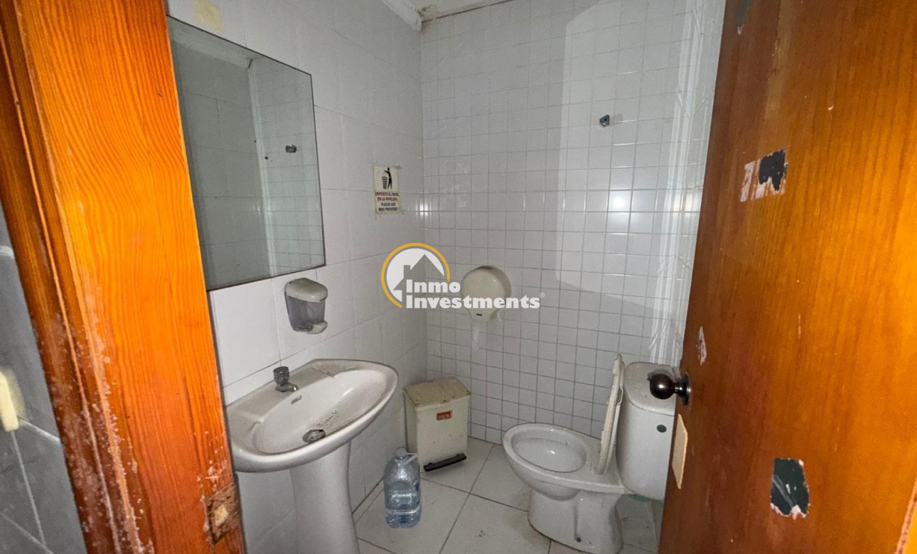 Gebrauchtimmobilien - Kommerzial - Torrevieja - Playa del Cura