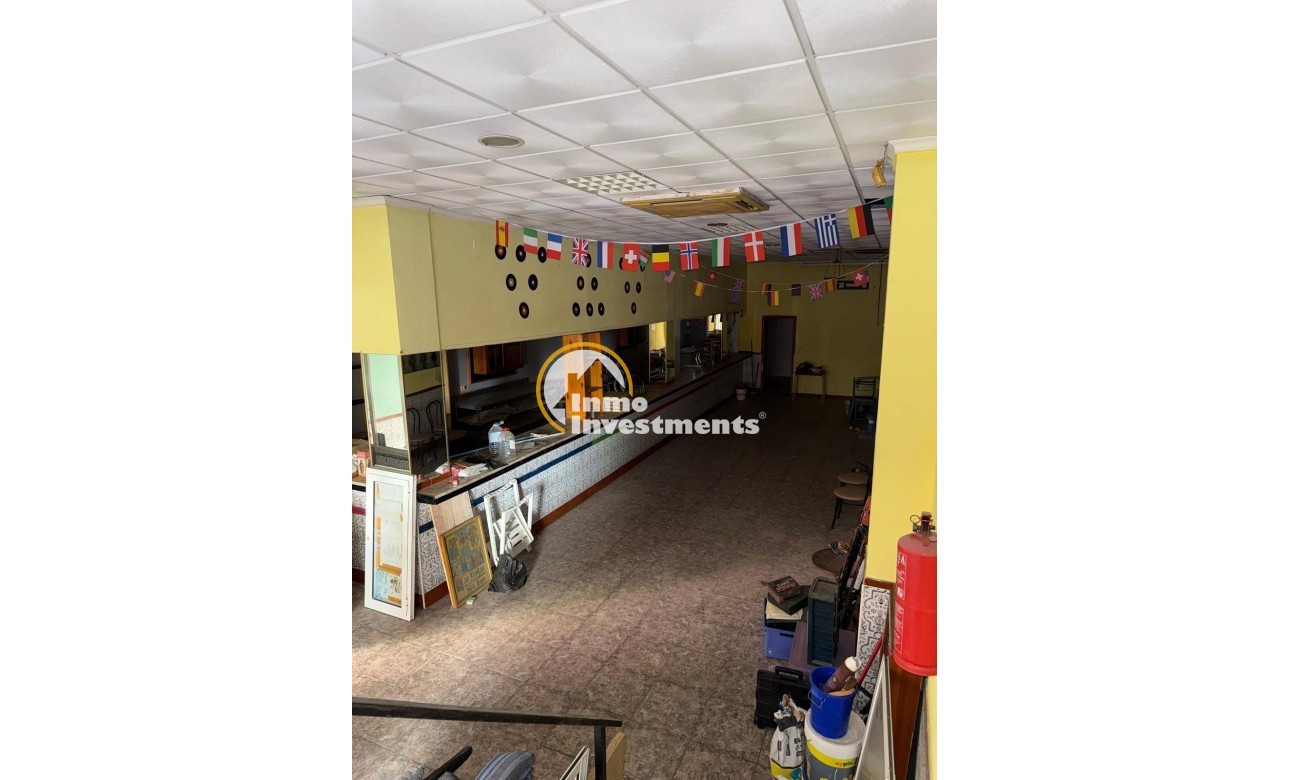 Gebrauchtimmobilien - Kommerzial - Torrevieja - Playa del Cura
