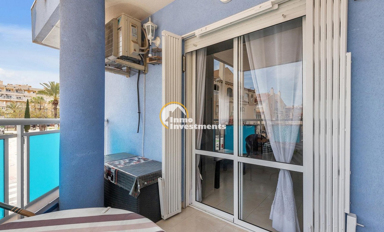 Gebrauchtimmobilien - Apartment - Torrevieja - Estacion de autobuses