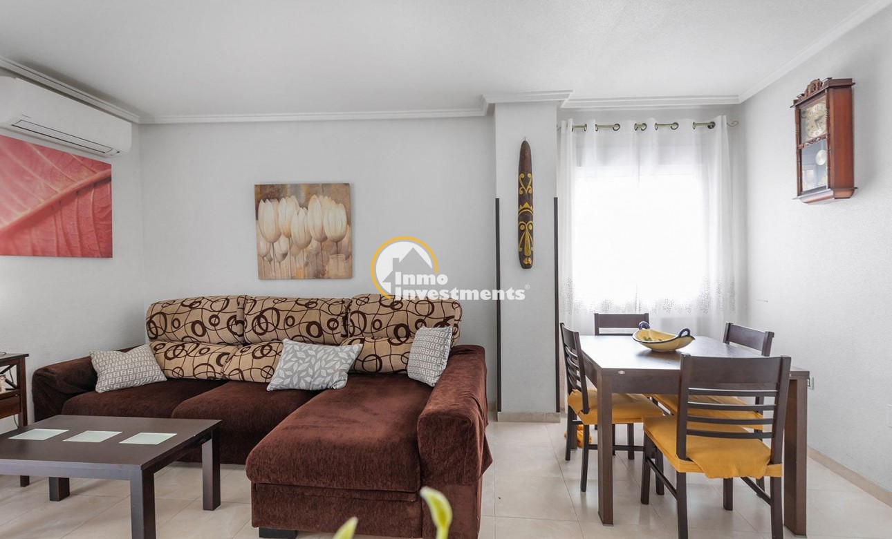 Gebrauchtimmobilien - Apartment - Torrevieja - Estacion de autobuses