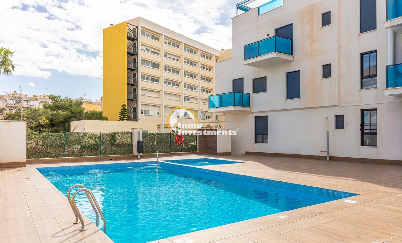 Gebrauchtimmobilien - Apartment - Torrevieja - Estacion de autobuses