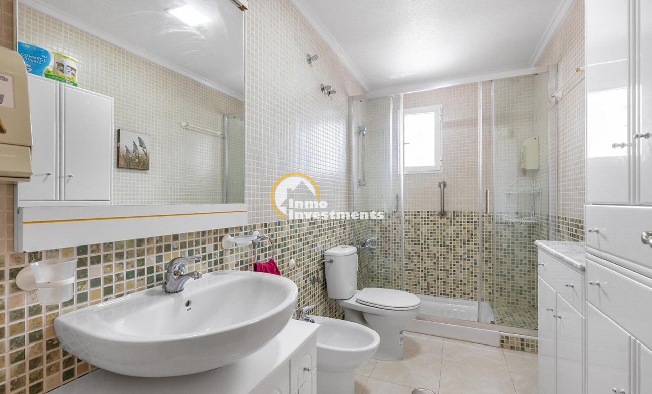 Gebrauchtimmobilien - Apartment - Torrevieja - Estacion de autobuses