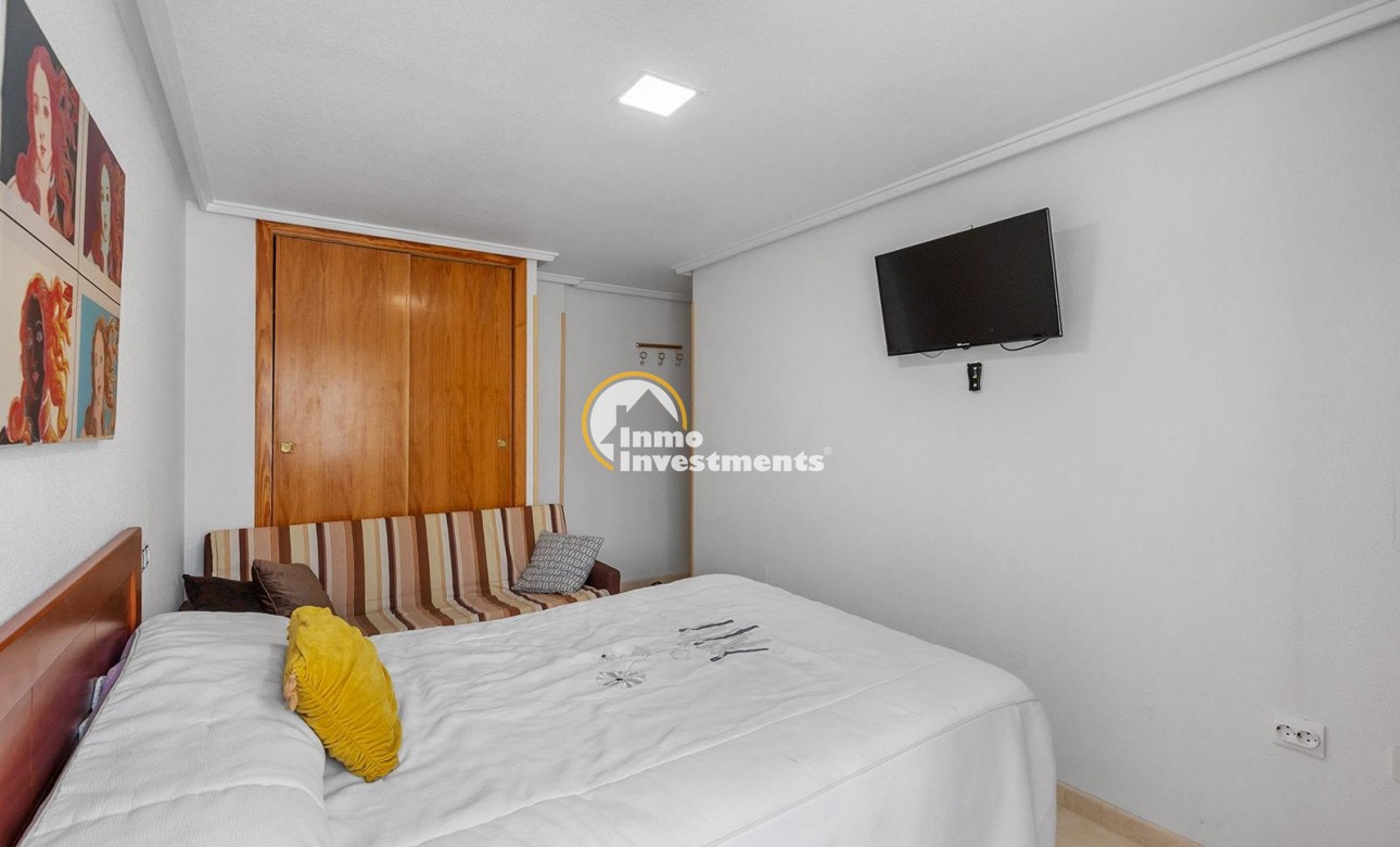 Gebrauchtimmobilien - Apartment - Torrevieja - Estacion de autobuses