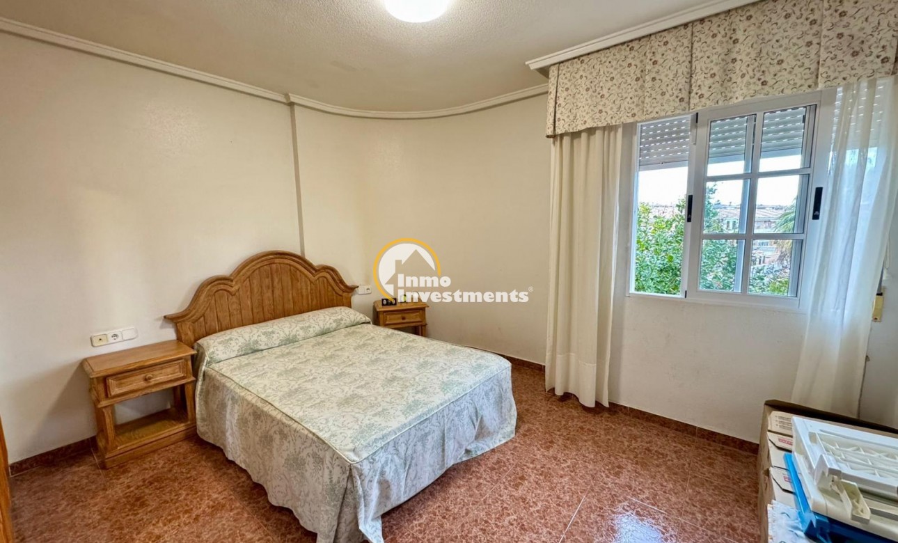 Resale - Villa - Los Balcones