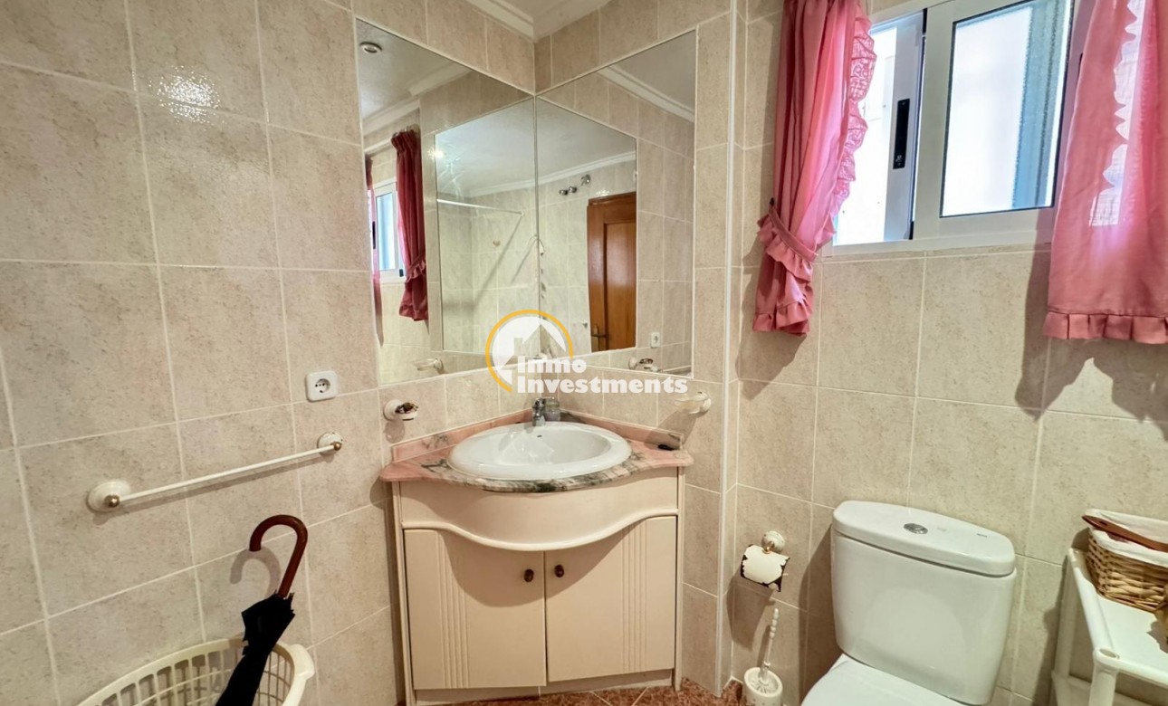 Resale - Villa - Los Balcones