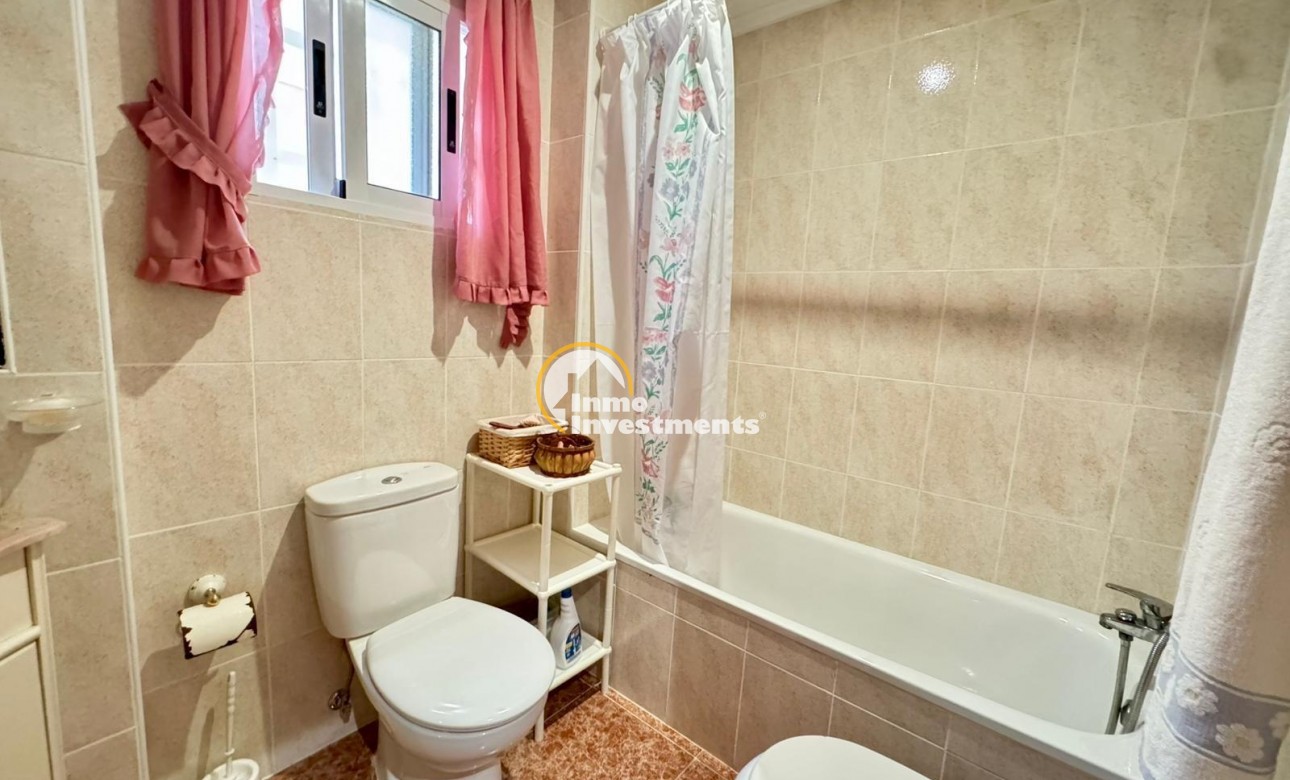 Resale - Villa - Los Balcones