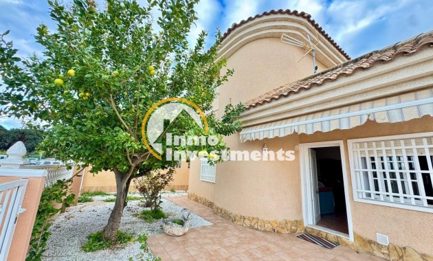 Resale - Villa - Los Balcones