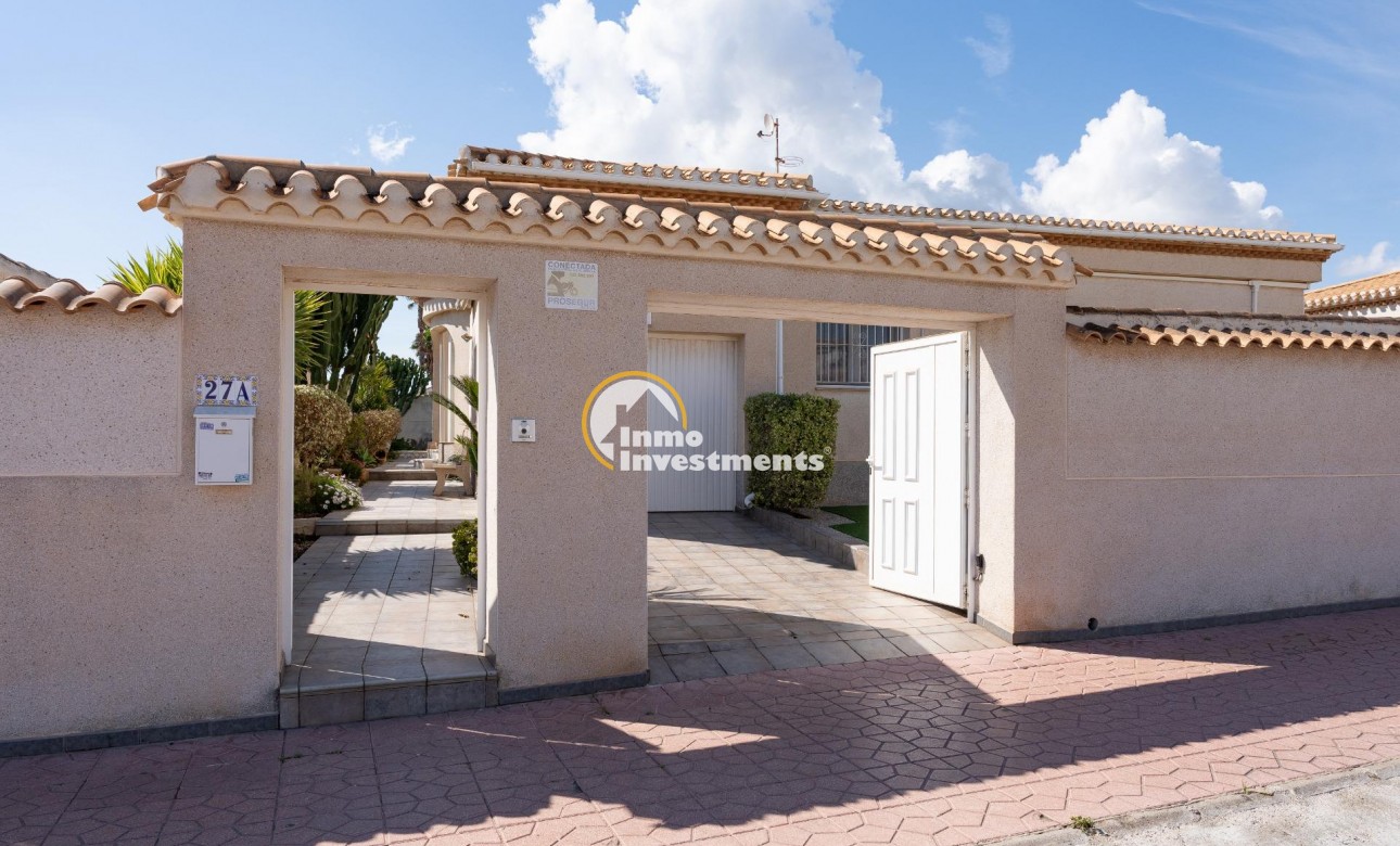 Reventa - Chalet independiente - Playa Flamenca