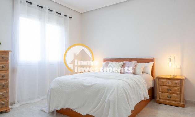 Reventa - Chalet independiente - Playa Flamenca