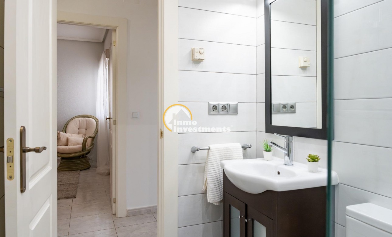 Reventa - Chalet independiente - Playa Flamenca