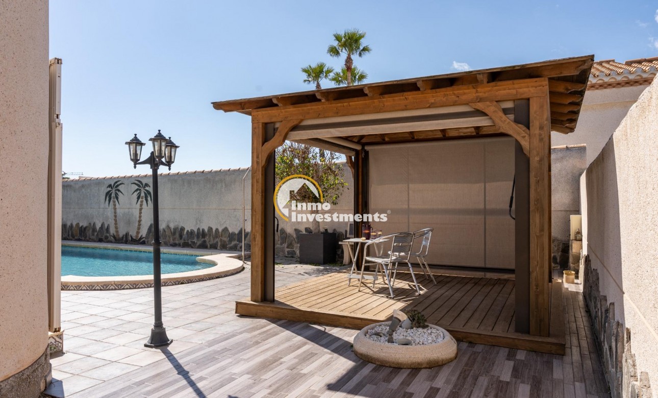 Reventa - Chalet independiente - Playa Flamenca