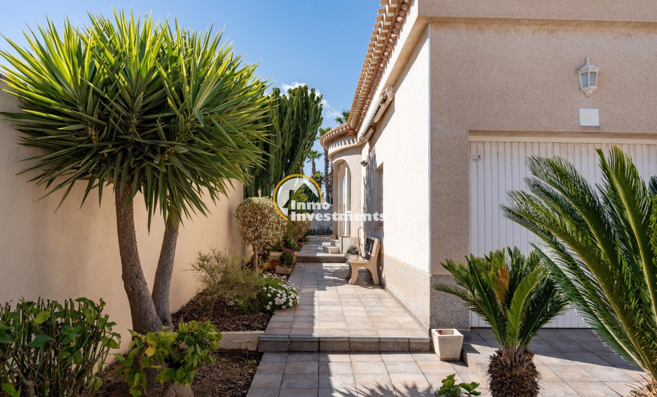 Reventa - Chalet independiente - Playa Flamenca